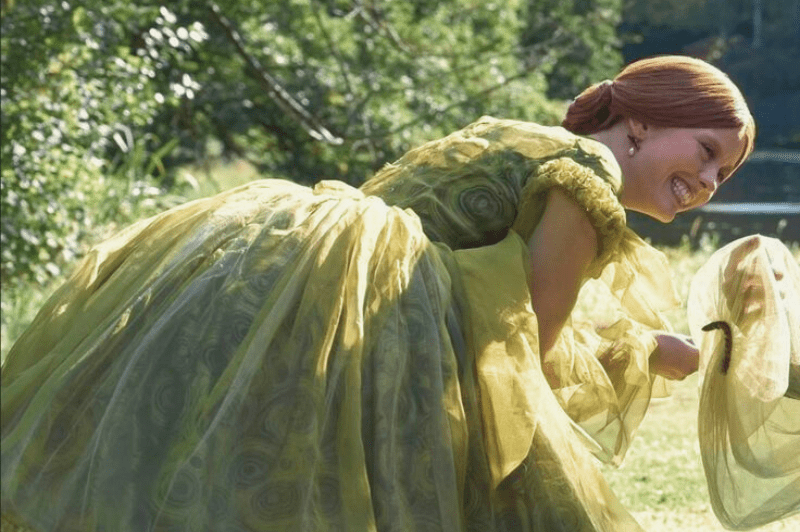 El cuerpo como guion: cinco mujeres que reescribieron el cine desde el vestuario