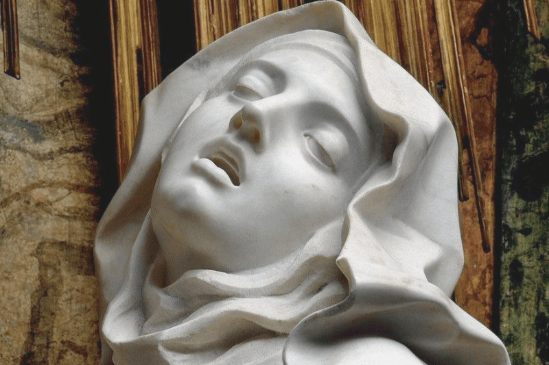 El éxtasis de Santa Teresa de Bernini, un orgasmo absoluto o dolor extremo